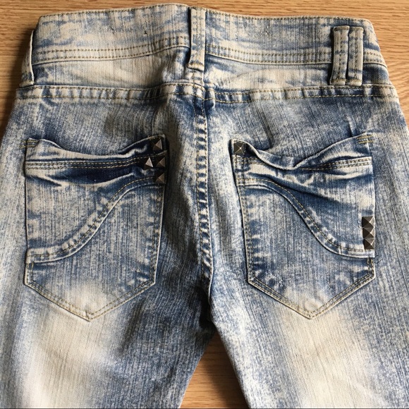 Acid wash style skinny ripped jeans - size 0 - Picture 10 of 12